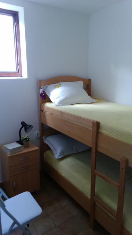 Studio Apartment Jadranko Duga Uvala Krnica Chambre photo